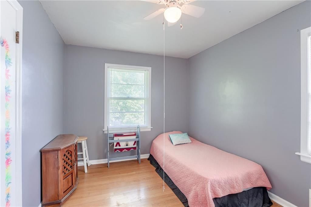 Photo 22 of 33 - 8617 E 52nd Street