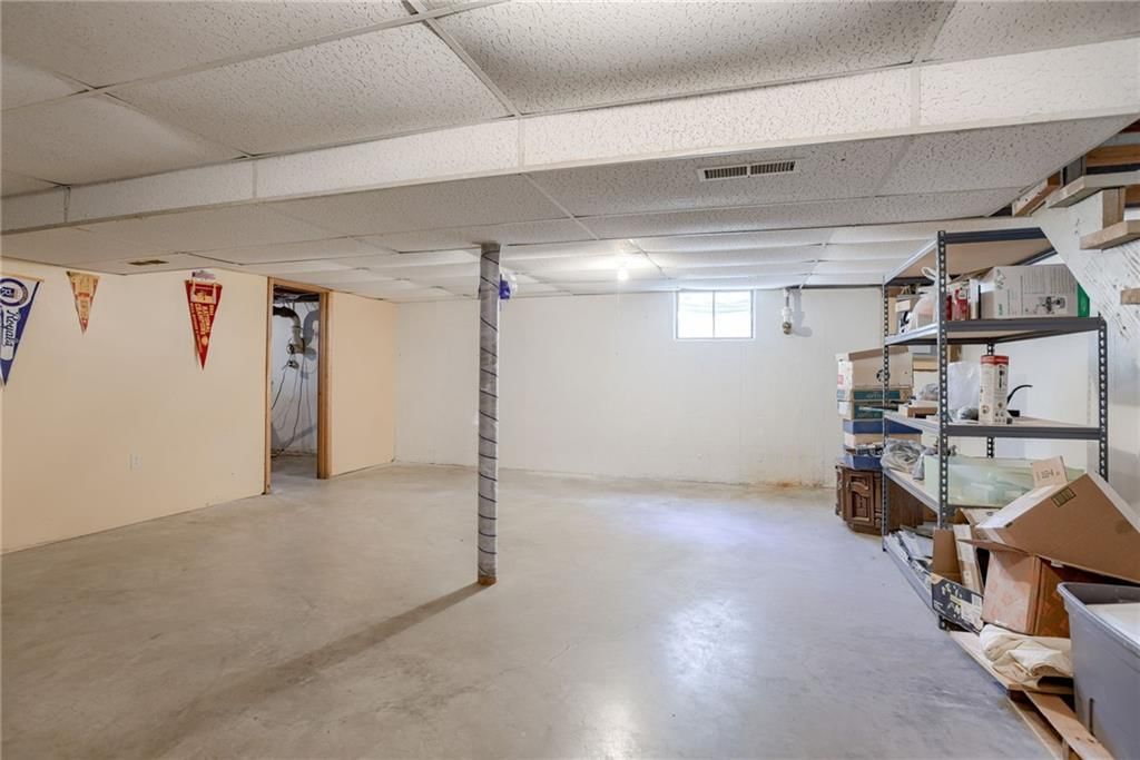 Photo 29 of 33 - 8617 E 52nd Street