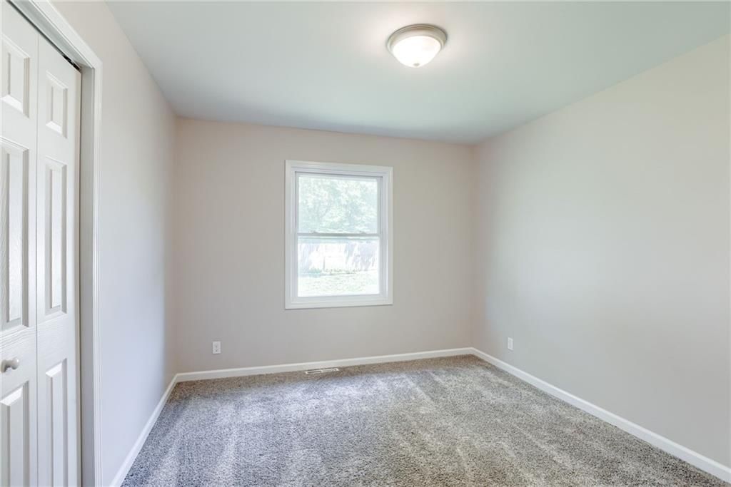904 N Parkway Drive — photo 21