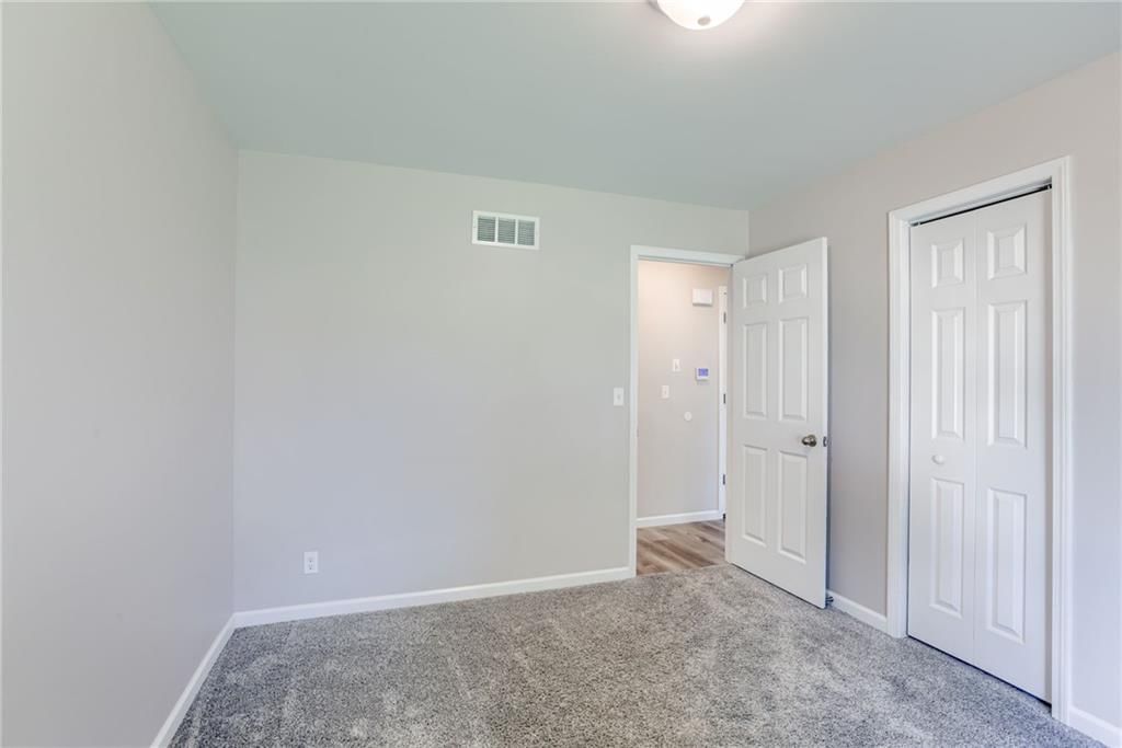904 N Parkway Drive — photo 22