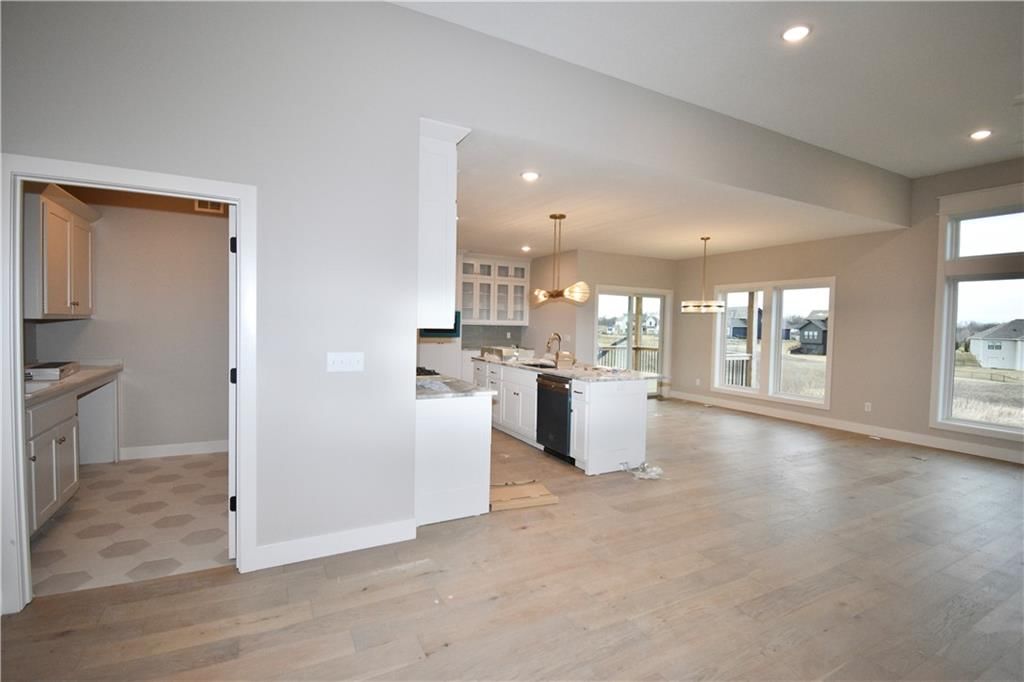 8312 NE 76th Terrace — photo 8