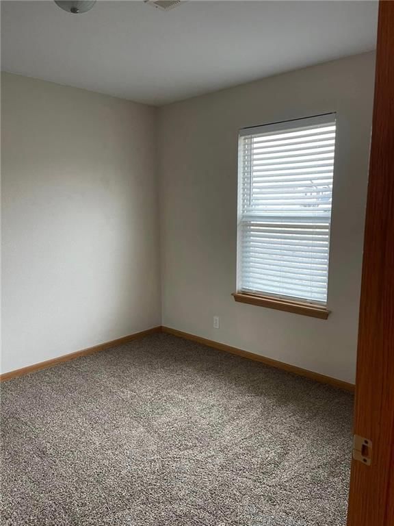 Photo 11 of 14 - 1528 Champion Drive
