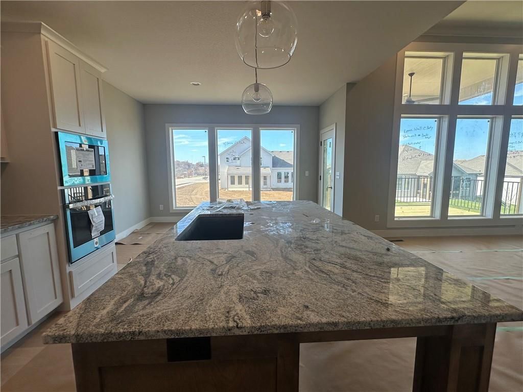 7040 NW Forest Lakes Drive — photo 6