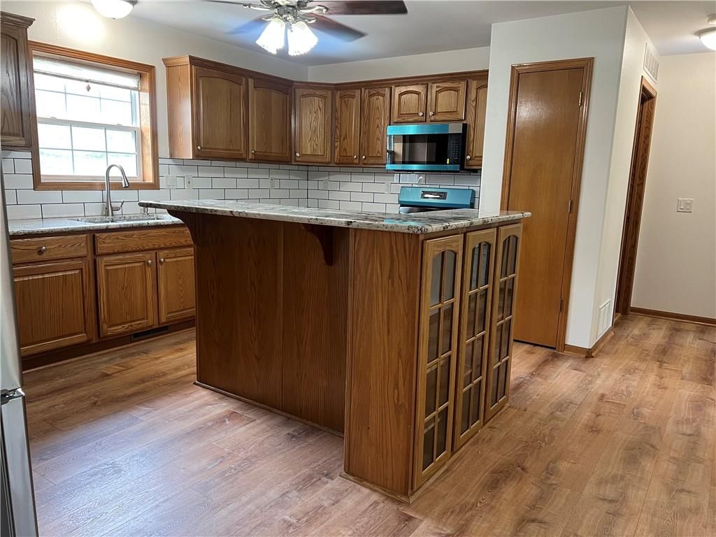 36987 W 63rd Street — photo 27