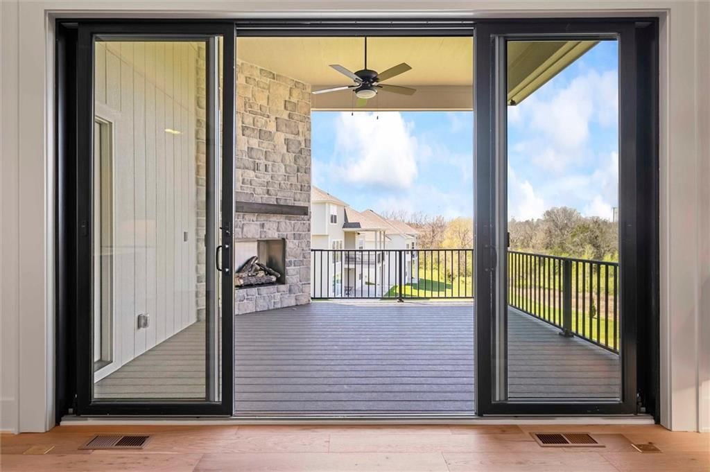 8020 Round Prairie Street — photo 17