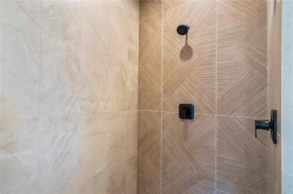 8020 Round Prairie Street — photo 23