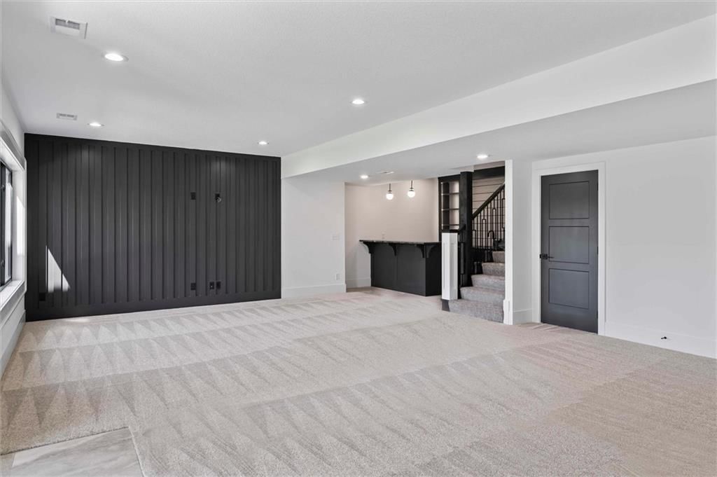 8020 Round Prairie Street — photo 33