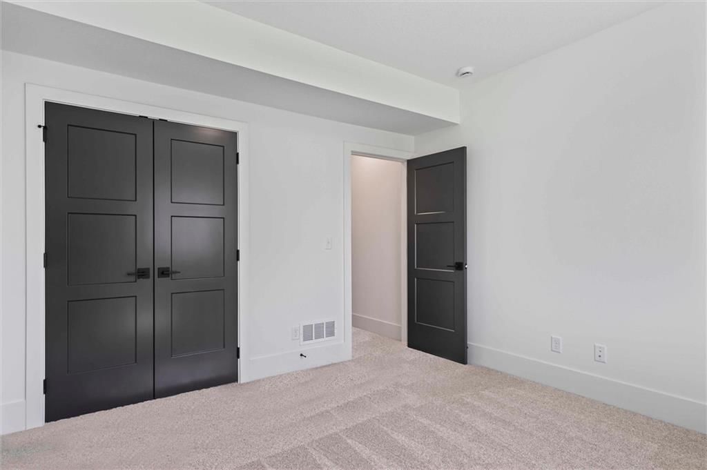 8020 Round Prairie Street — photo 35