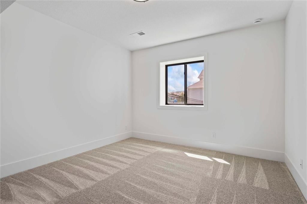 8020 Round Prairie Street — photo 37