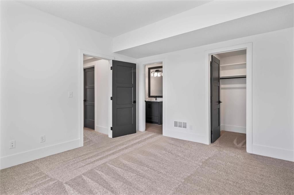 8020 Round Prairie Street — photo 38