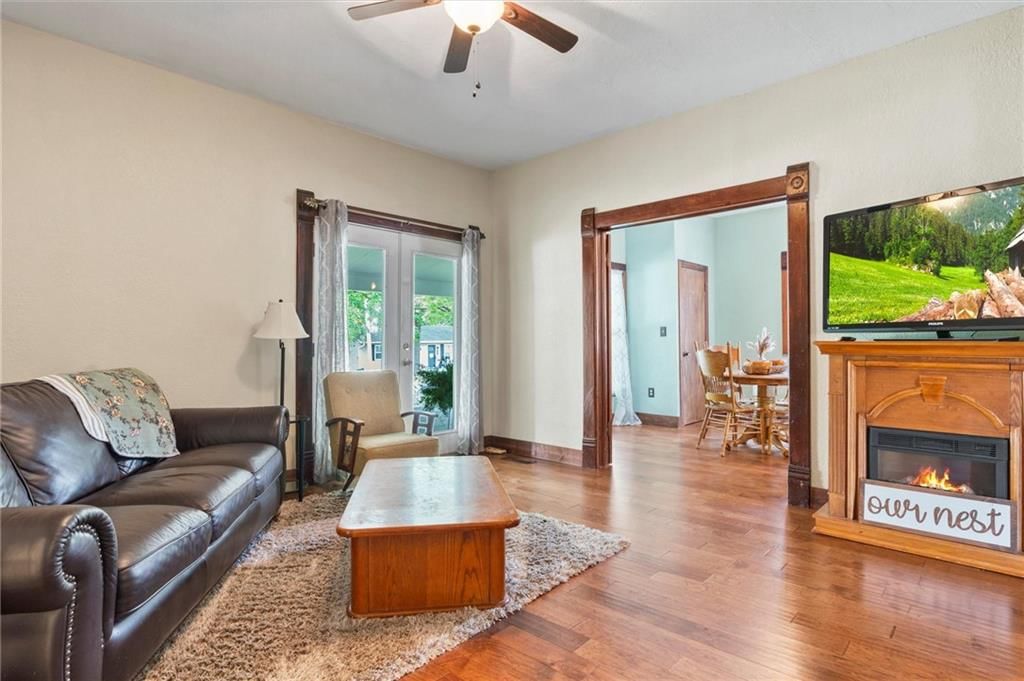 308 N Clark Street — photo 12