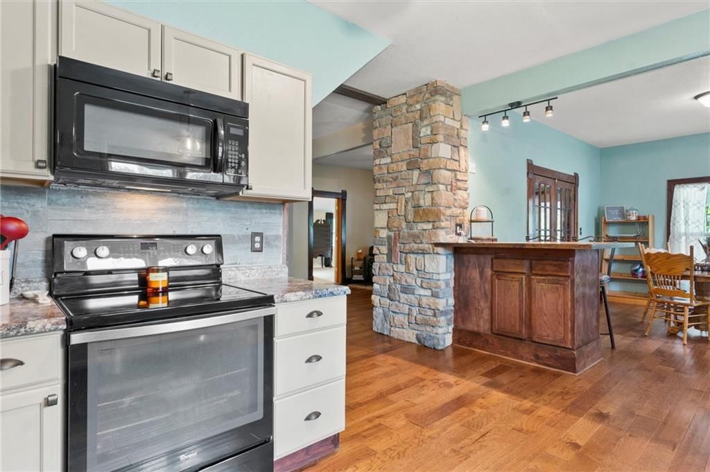 308 N Clark Street — photo 18