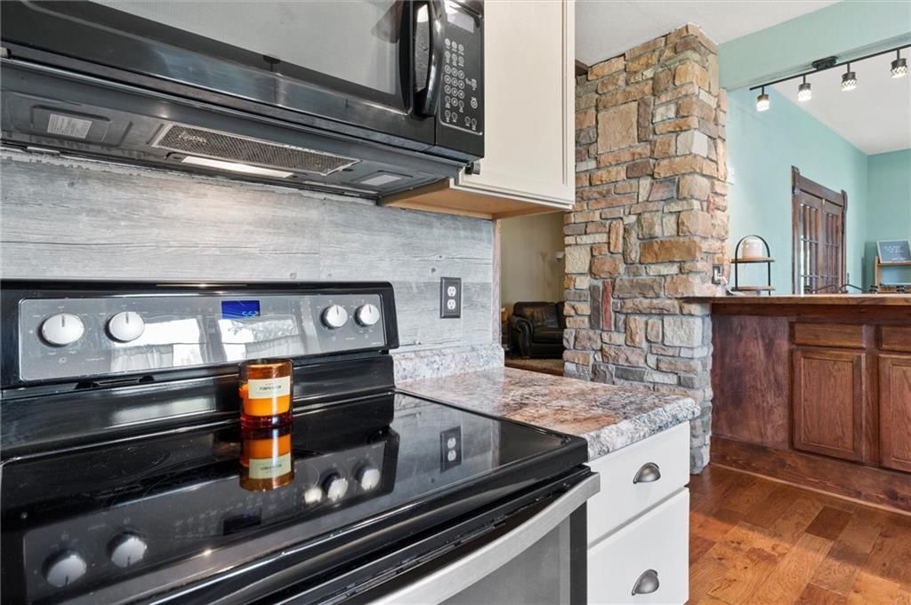 308 N Clark Street — photo 19