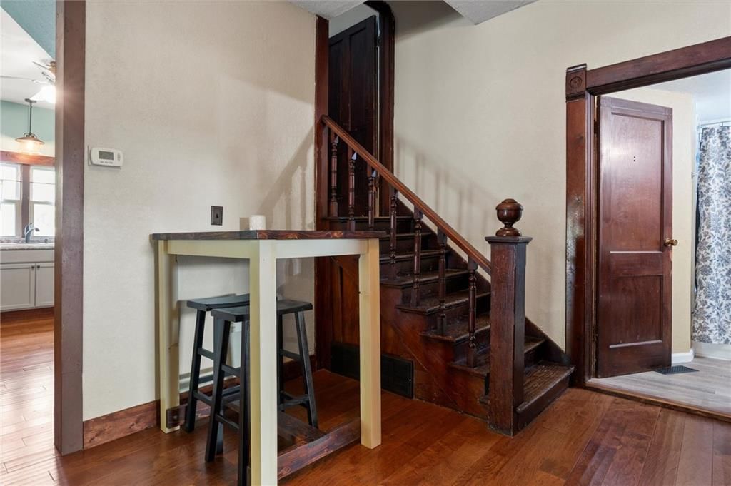 308 N Clark Street — photo 27