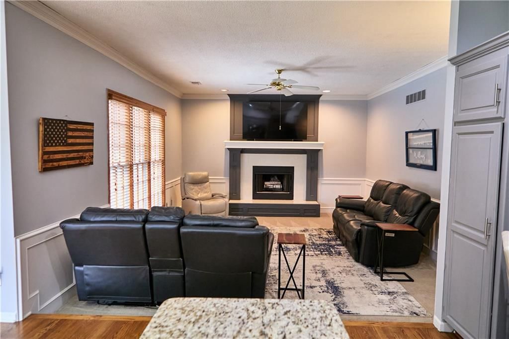 13164 Connell Street — photo 22