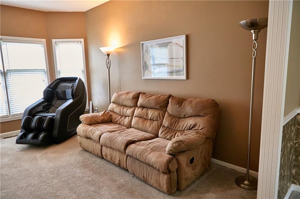 13164 Connell Street — photo 32