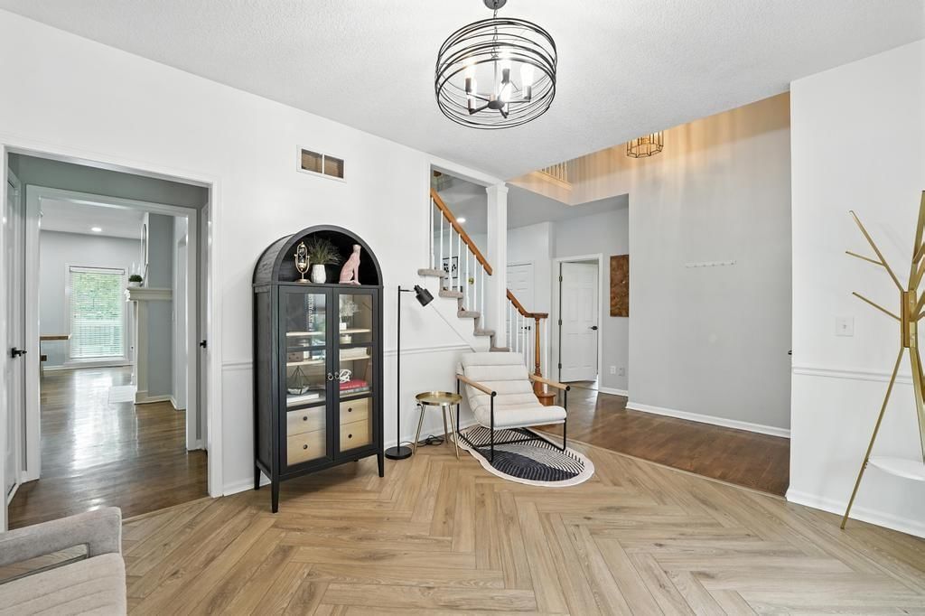 Photo 7 of 50 - 5136 NE Ash Grove Drive