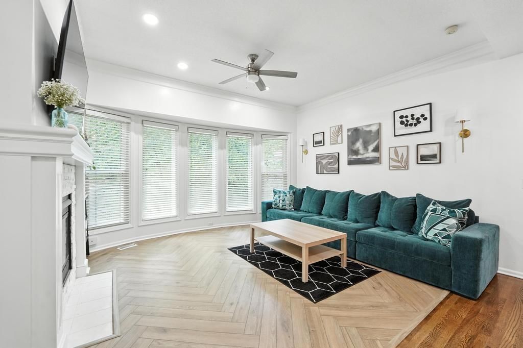 Photo 8 of 50 - 5136 NE Ash Grove Drive