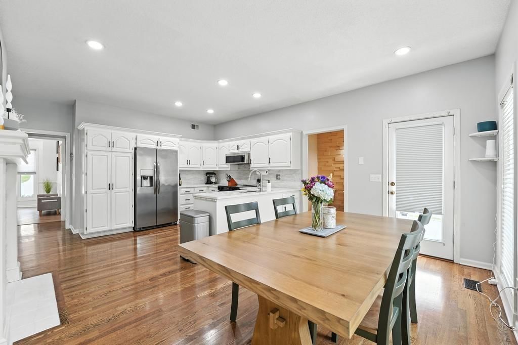 Photo 17 of 50 - 5136 NE Ash Grove Drive