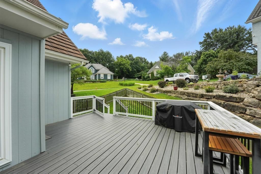 Photo 38 of 50 - 5136 NE Ash Grove Drive