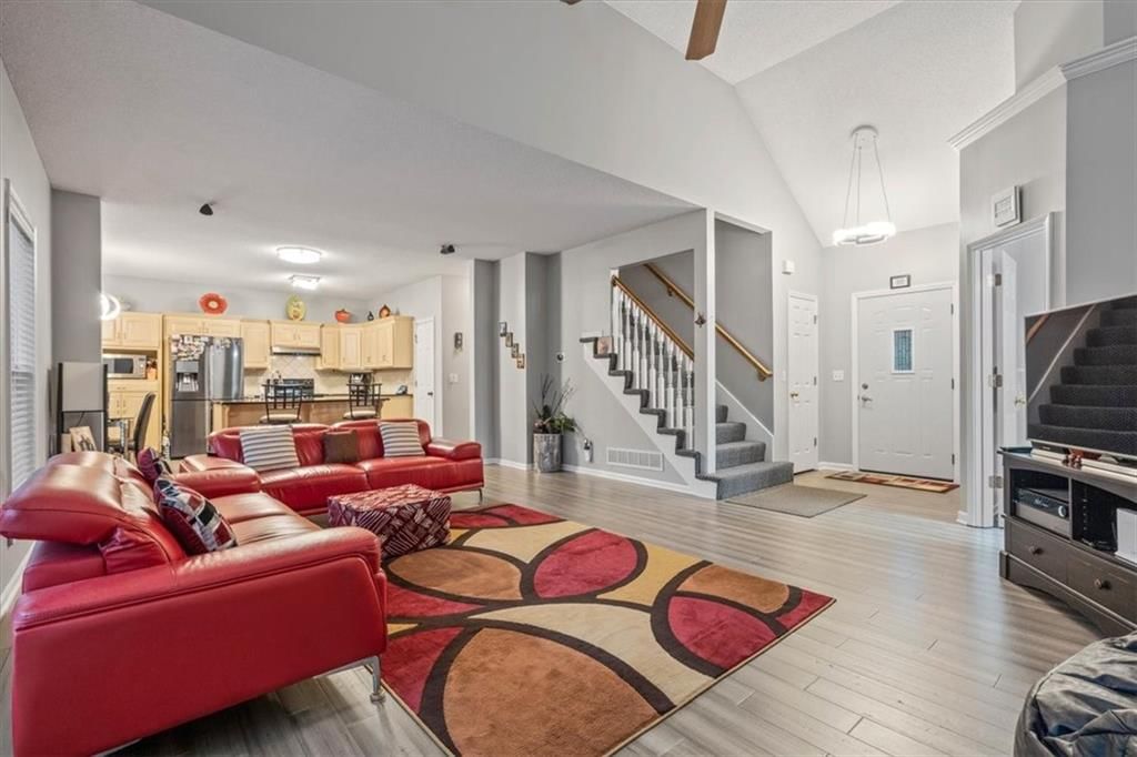 13604 W 129th Terrace — photo 4