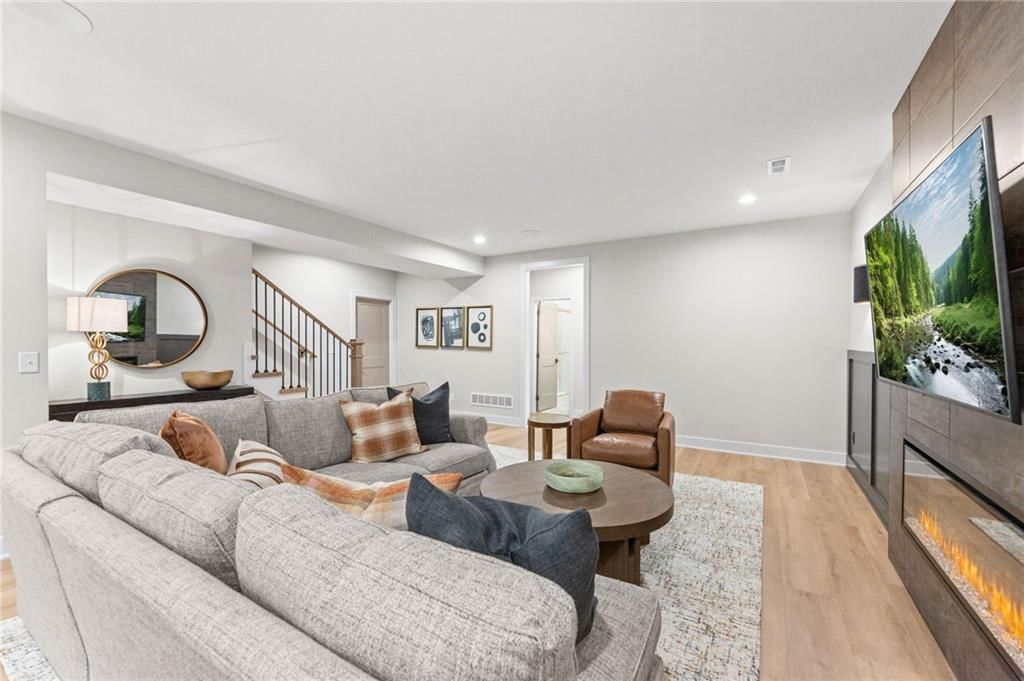 17705 Knox Street — photo 44
