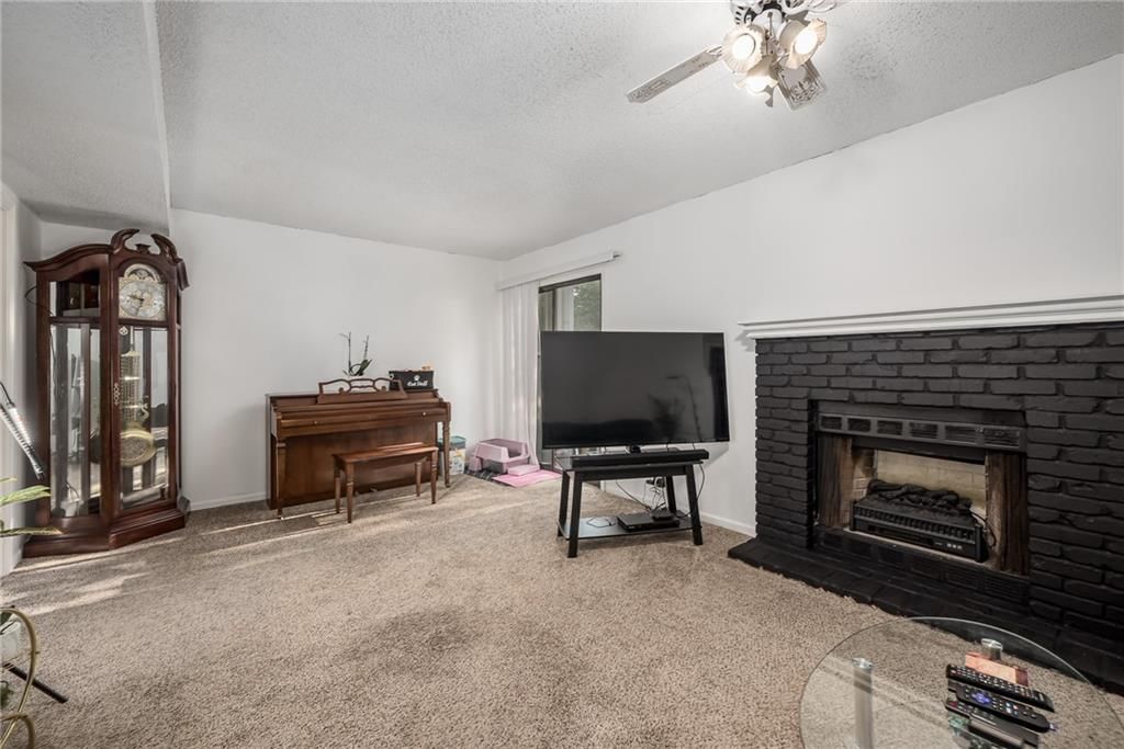 1416 E 125th Terrace — photo 7