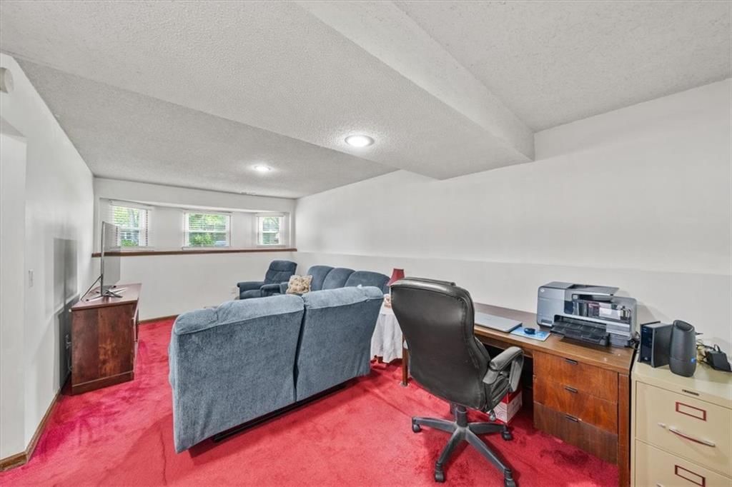 Photo 16 of 27 - 1438 S 25th Street