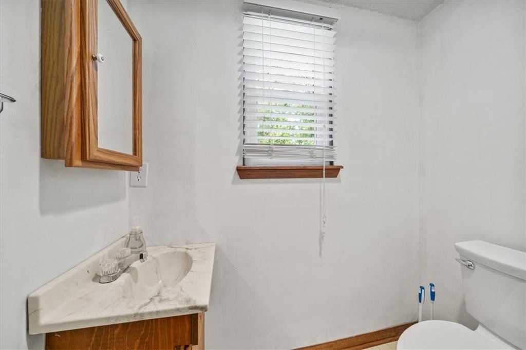 Photo 21 of 27 - 1438 S 25th Street