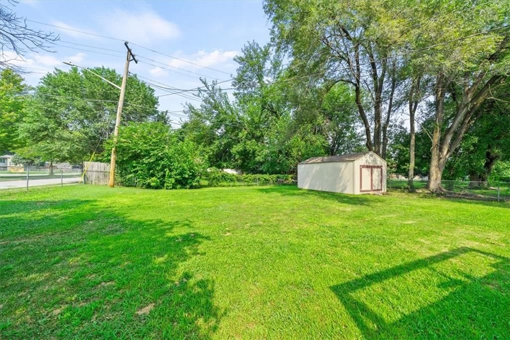 Photo 24 of 27 - 1438 S 25th Street