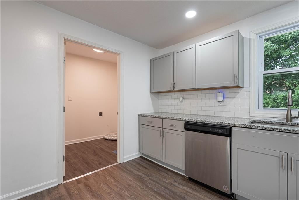 610 Elm Street — photo 12