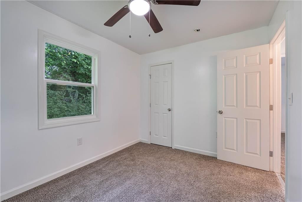 610 Elm Street — photo 17