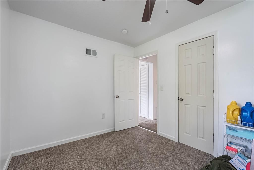 610 Elm Street — photo 20