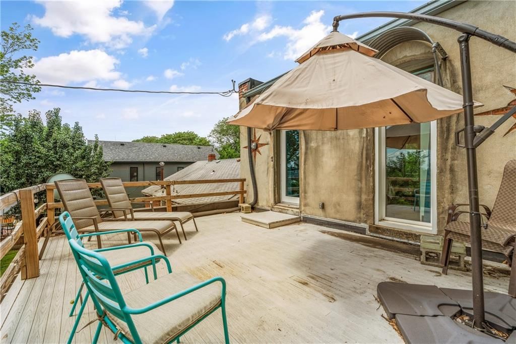 1637 Jefferson Street — photo 9