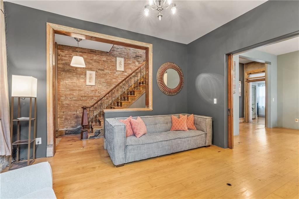 1637 Jefferson Street — photo 13