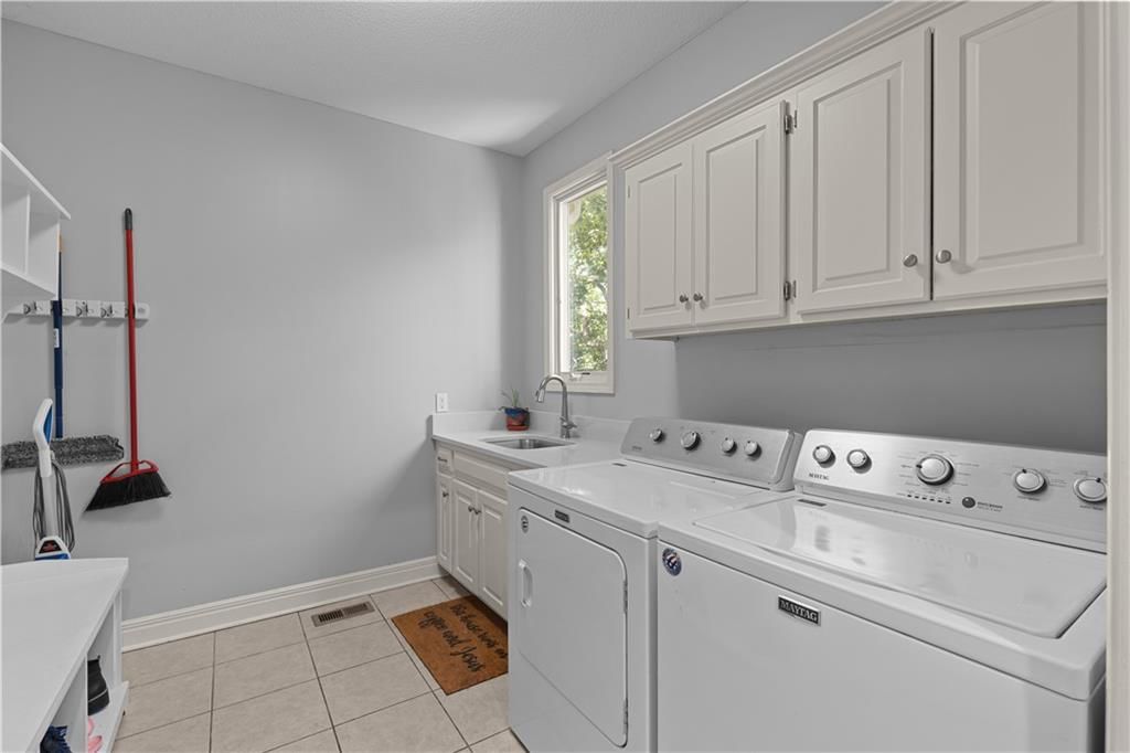 8386 Timber Trails Drive — photo 14