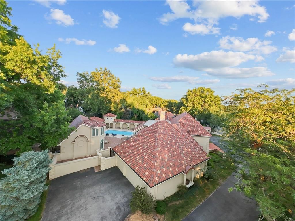 Photo 54 of 54 - 5212 W 98th Terrace