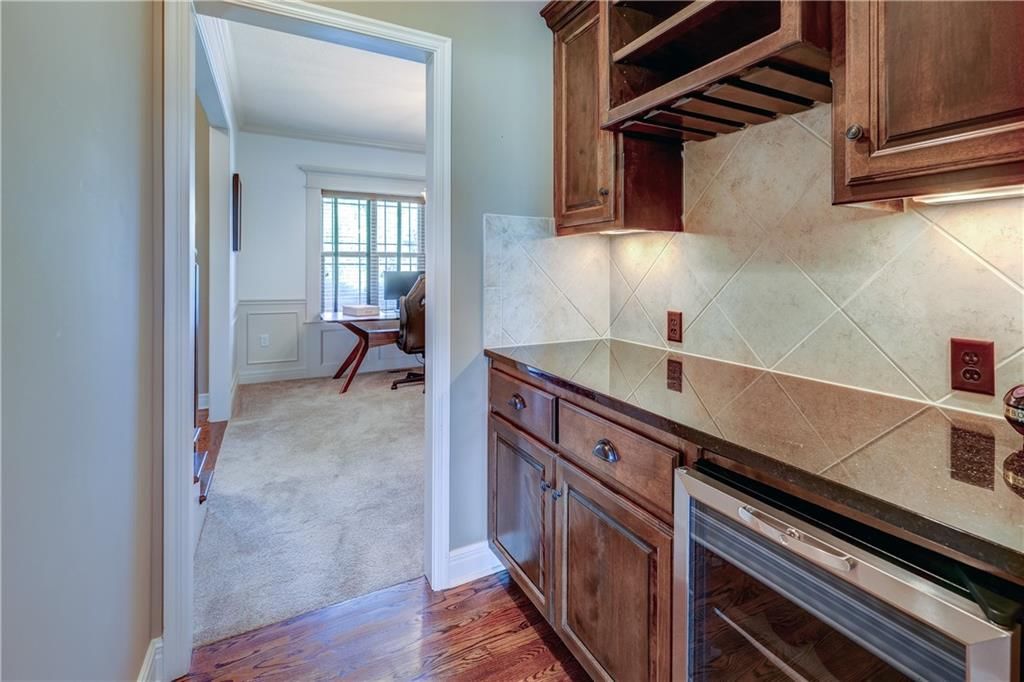10963 S Carbondale Street — photo 37