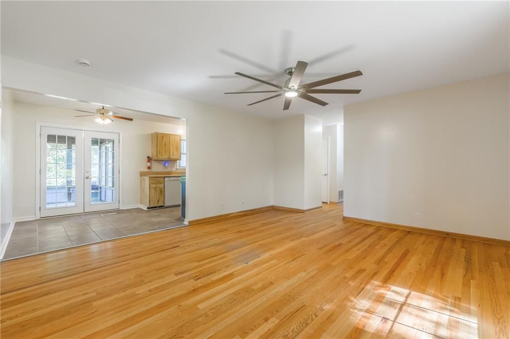 6101 N Michigan Avenue — photo 14