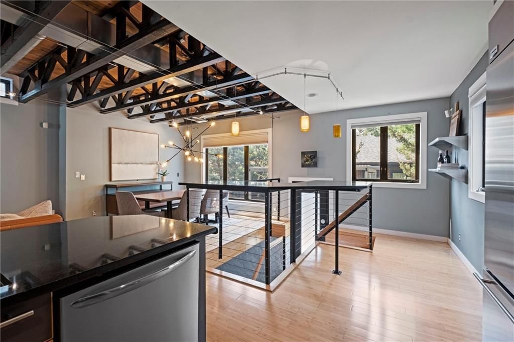 1303 W 47th Street — photo 14