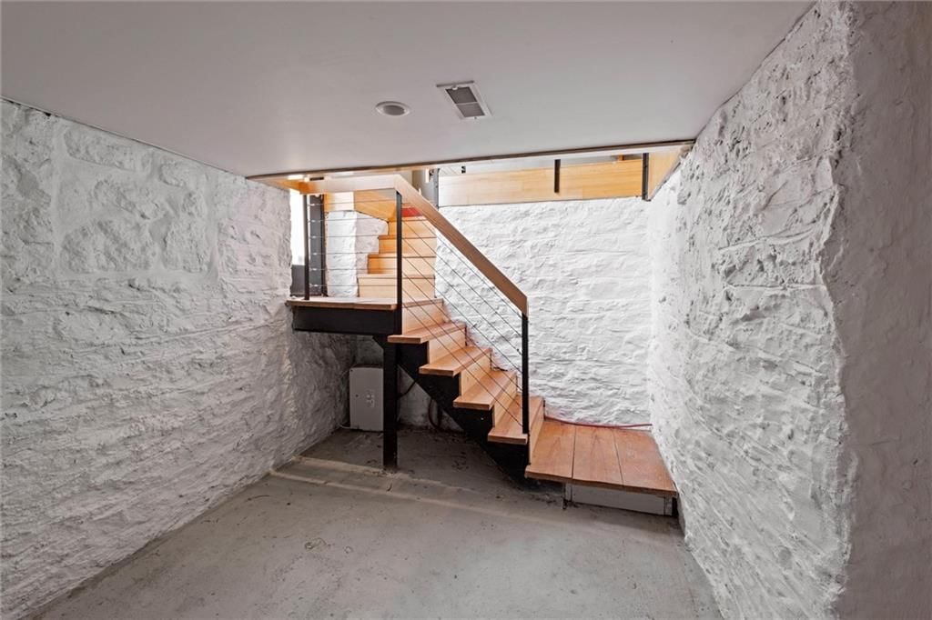 1303 W 47th Street — photo 29