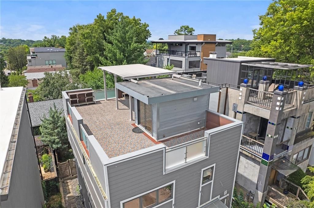 1303 W 47th Street — photo 37