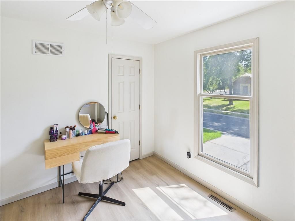 2105 NW 5th Street — photo 18