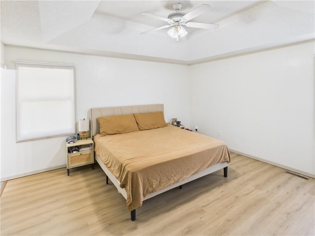 2105 NW 5th Street — photo 20