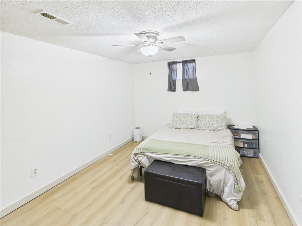 2105 NW 5th Street — photo 25