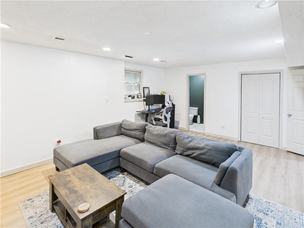 2105 NW 5th Street — photo 28