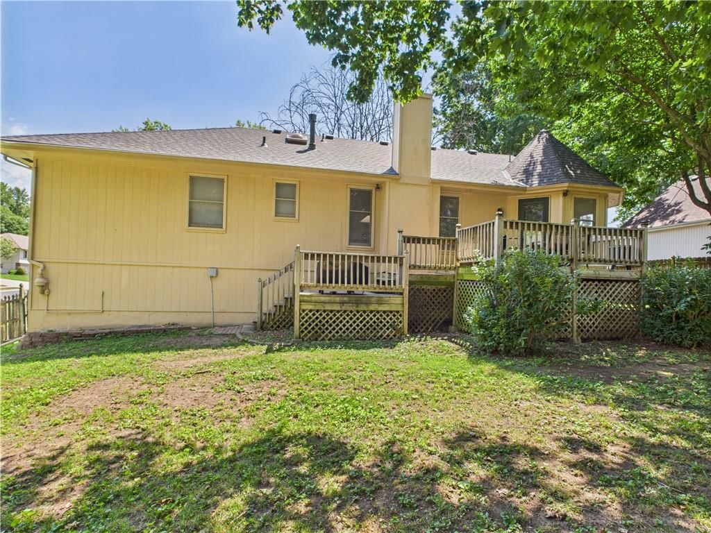 2105 NW 5th Street — photo 33
