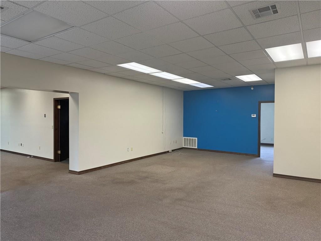 111 S Broadway Street — photo 6