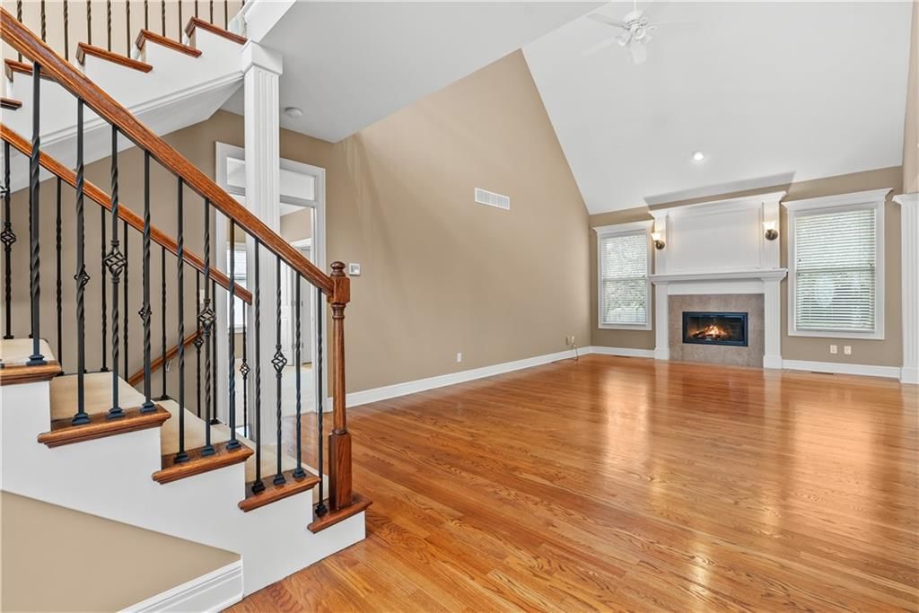 Photo 6 of 33 - 2629 SW Wintergarden Drive