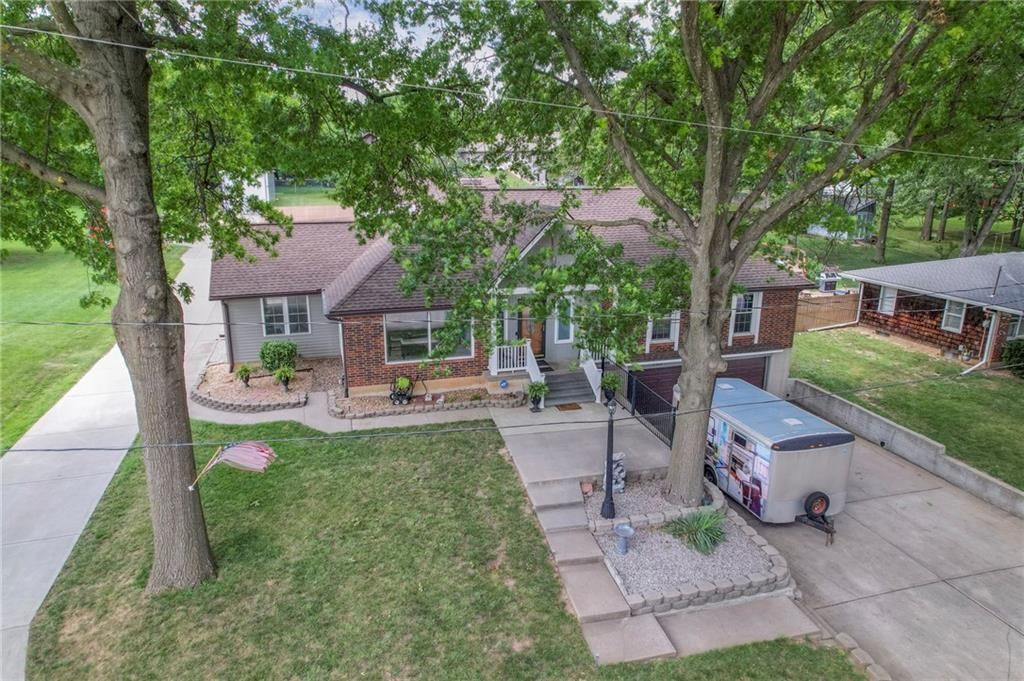 Photo 5 of 65 - 2508 N McBride Avenue